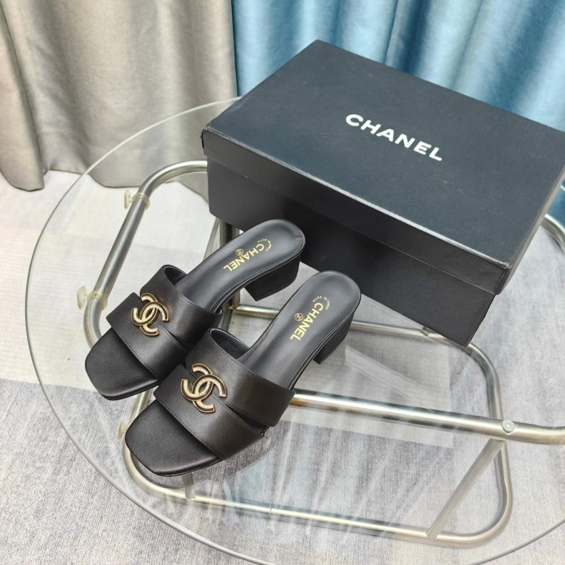 Chxnxl Slippers GoAnywhere 121822