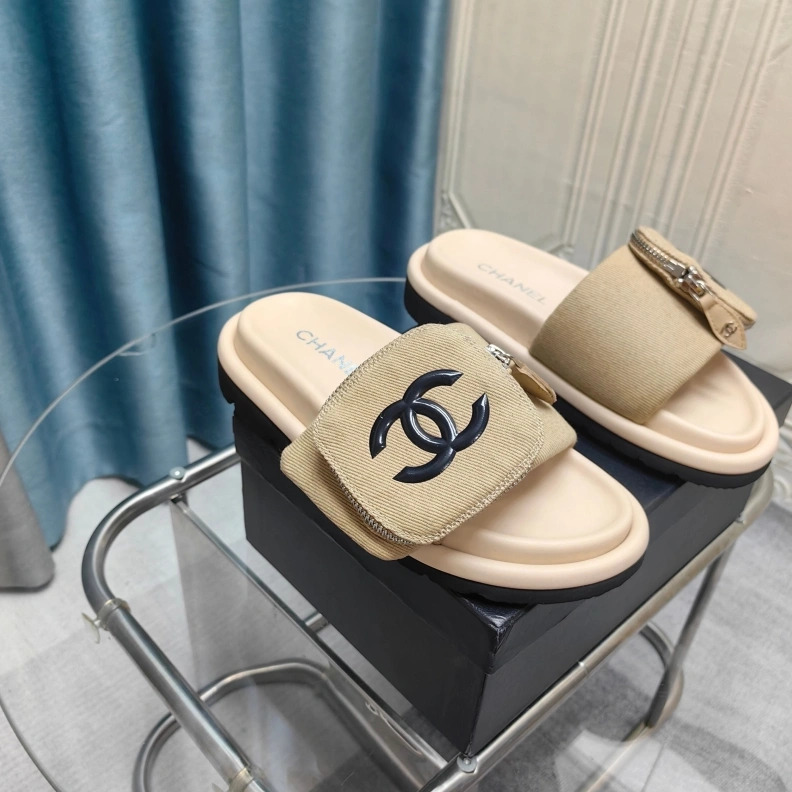 Functional Chxnxl Slippers 121799
