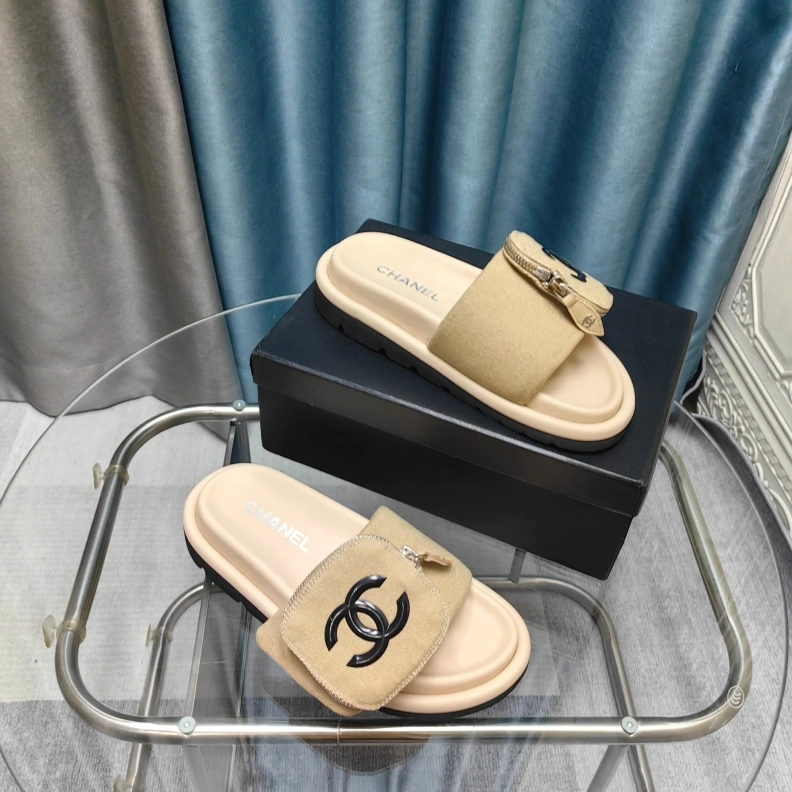 Functional Chxnxl Slippers 121799