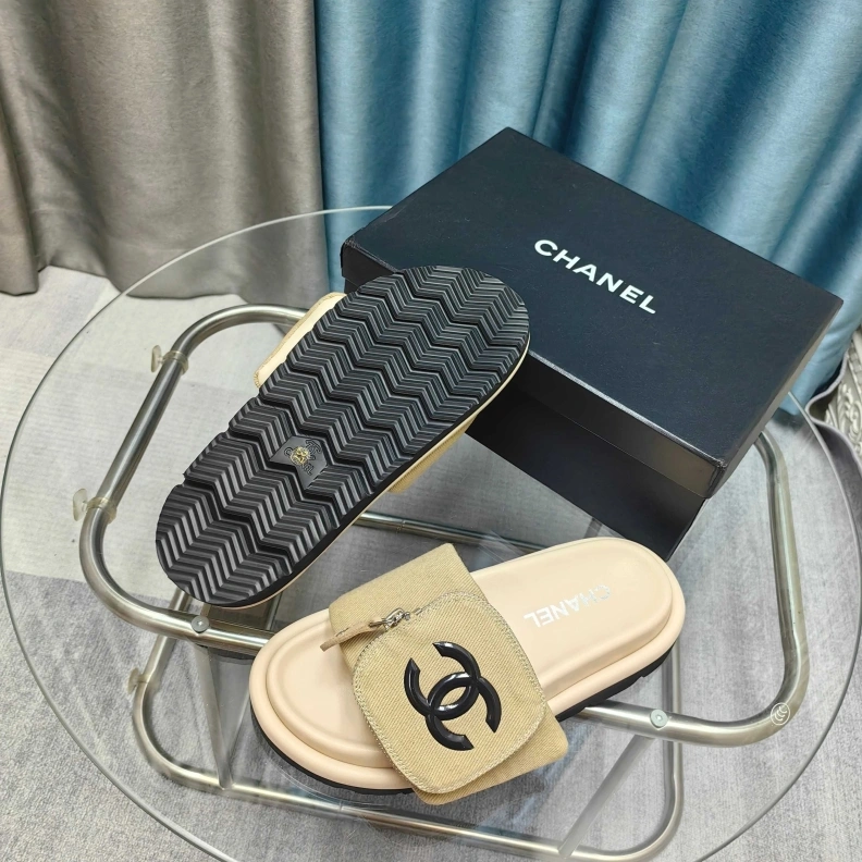 Functional Chxnxl Slippers 121799