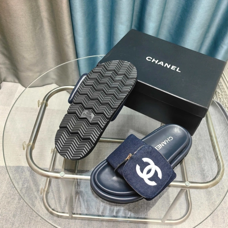 Chxnxl Slippers Compact 121810