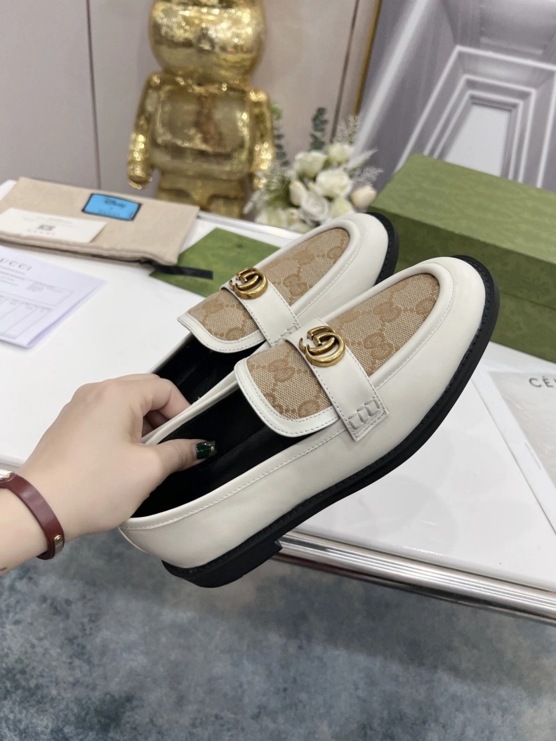 Affordable Gxccx Leather Shoes 157834