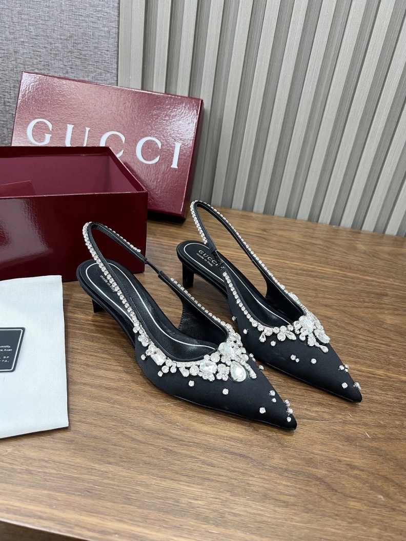 Gxccx Sandals Bold 157830