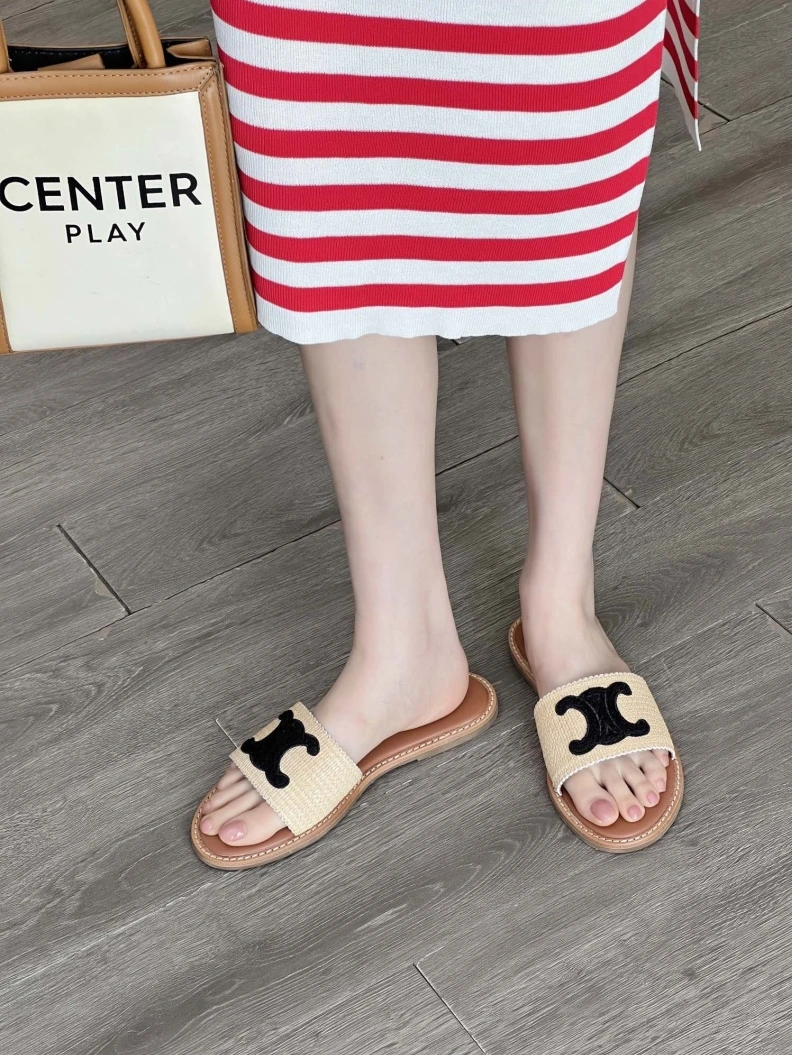 Comfortable Cxlxne Slippers 116192