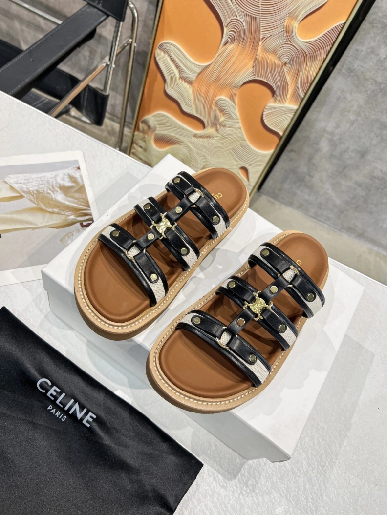 Vibrant Cxlxne Sandals 116250