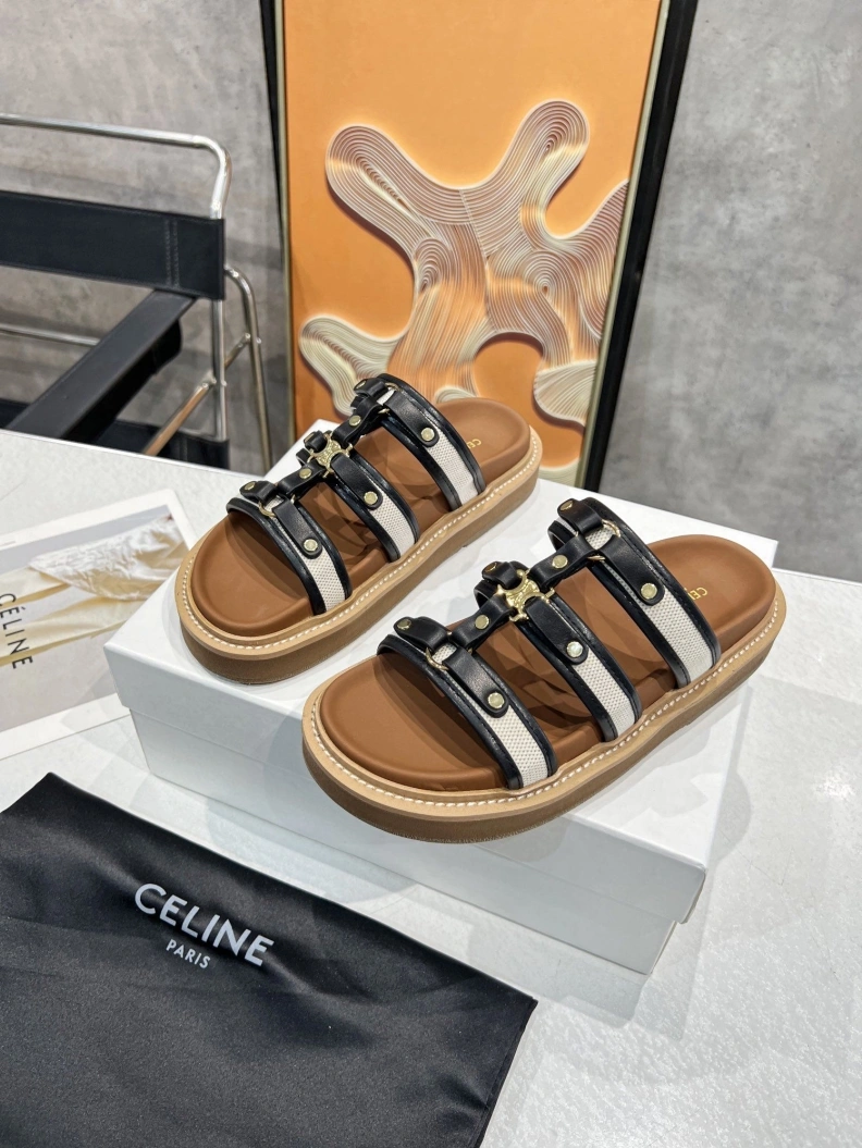 Vibrant Cxlxne Sandals 116250