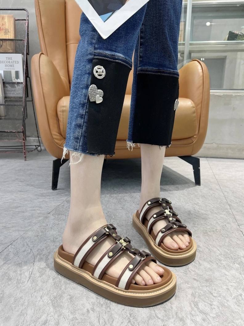 HighQuality Cxlxne Sandals 116251