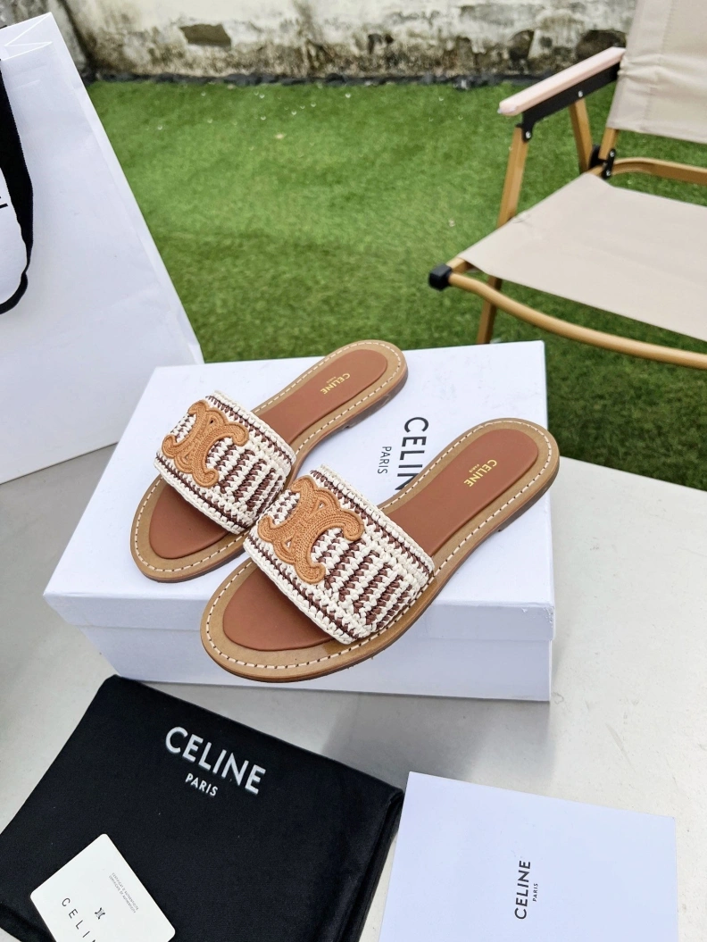 Reliable Cxlxne Slippers 116199