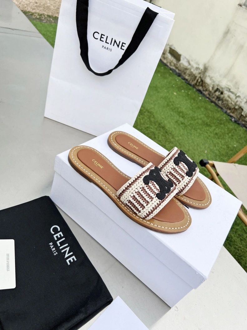 Comfortable Cxlxne Slippers 116186