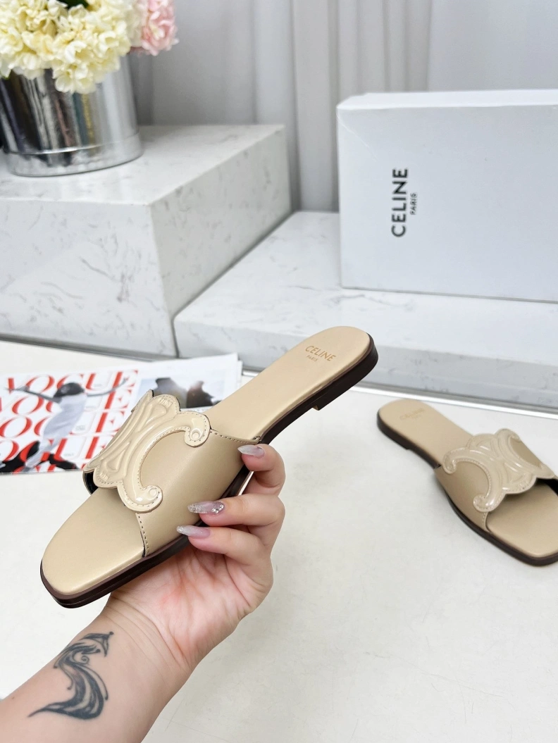 Trendsetting Cxlxne Slippers 116196