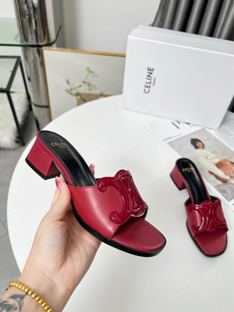 EyeCatching Cxlxne Slippers 116193