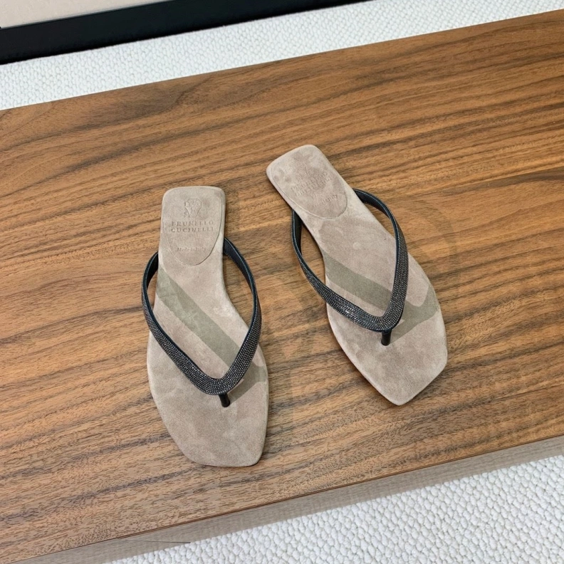 Othxr Slippers Affordable 212884