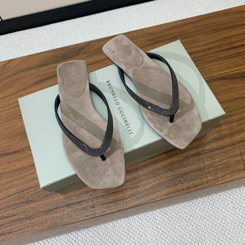 Othxr Slippers Affordable 212884