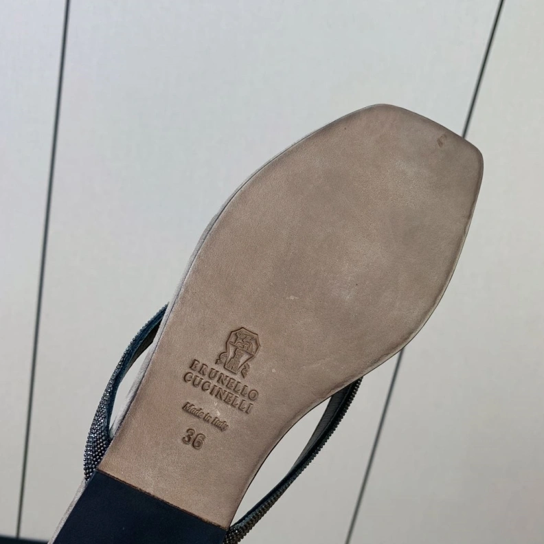 Othxr Slippers Affordable 212884