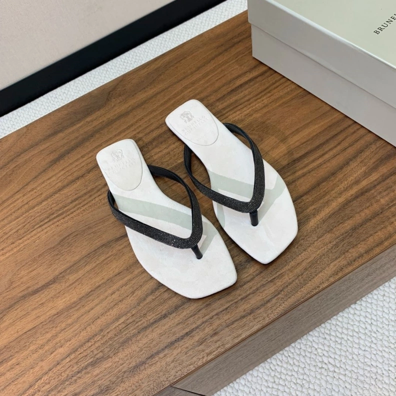 Resilient Othxr Slippers 212887