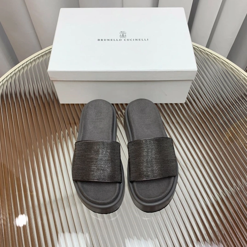 Trendsetting Othxr Slippers 212893