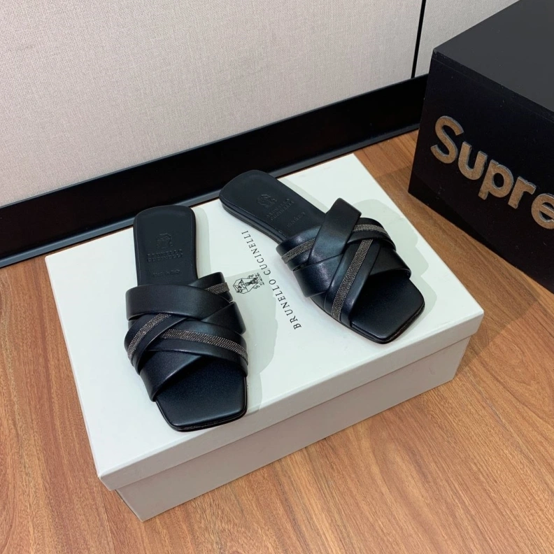 Othxr Slippers WellDesigned 212858