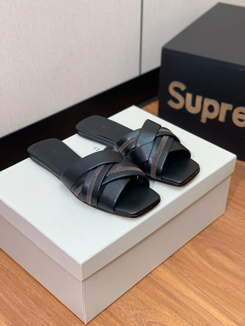 Othxr Slippers WellDesigned 212858