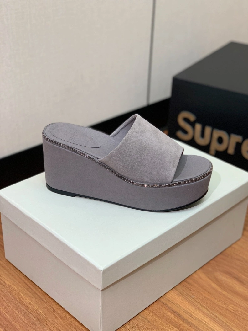 Modern Othxr Slippers 212850