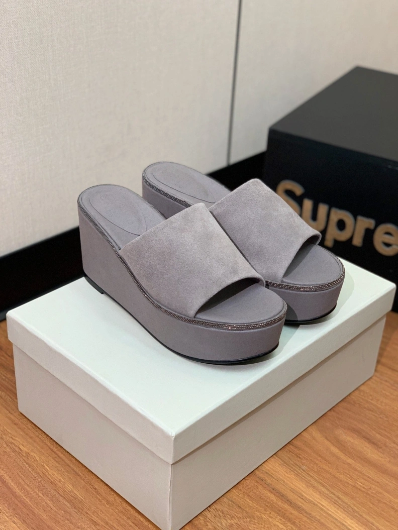 Modern Othxr Slippers 212850