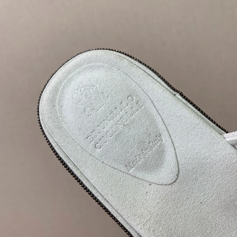 Othxr Slippers TopPick 212848
