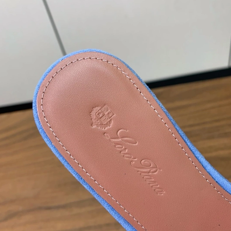 Othxr Slippers Stylish 212833