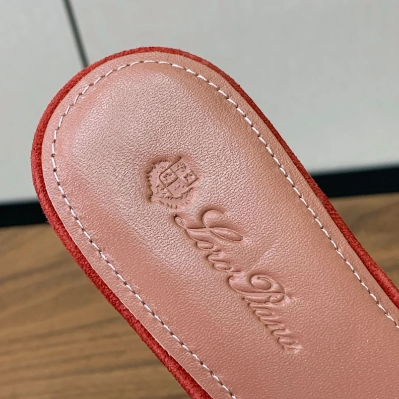 Othxr Slippers Sleek 212832