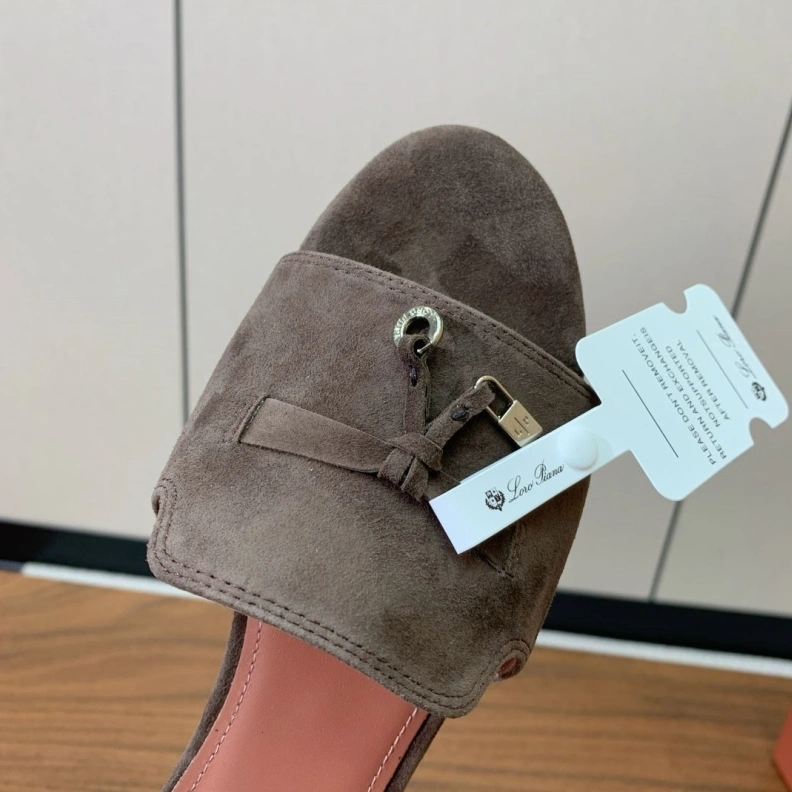 Othxr Slippers Practical 212830