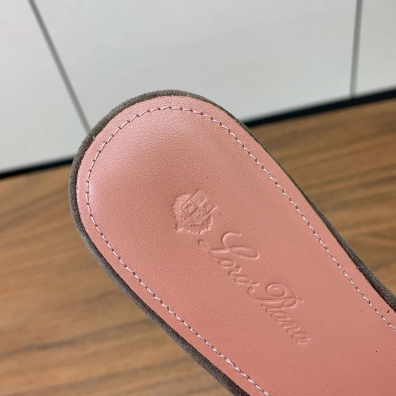 Othxr Slippers Practical 212830