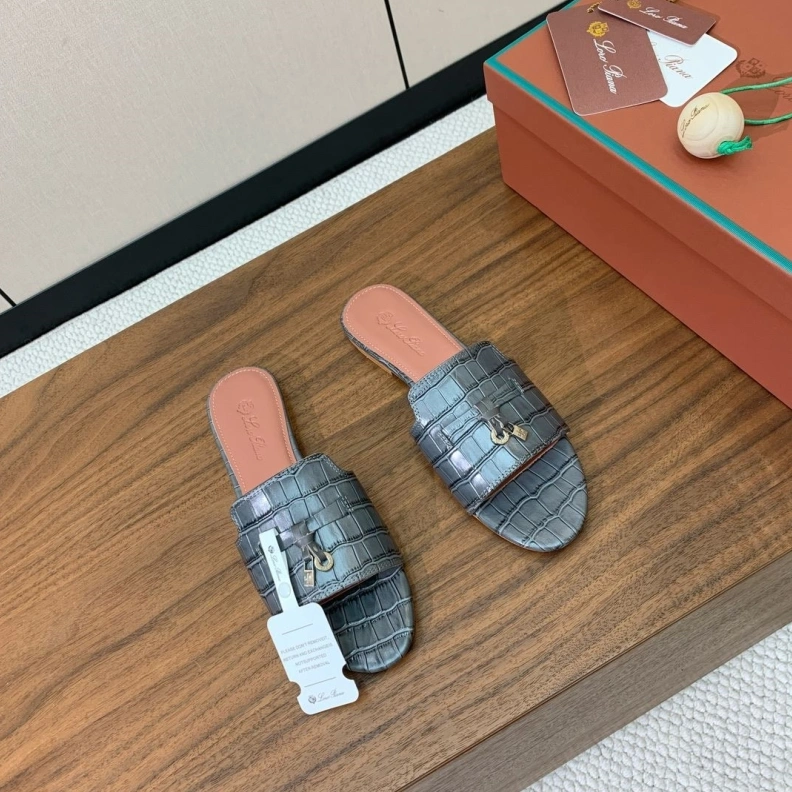 Classic Othxr Slippers 212824