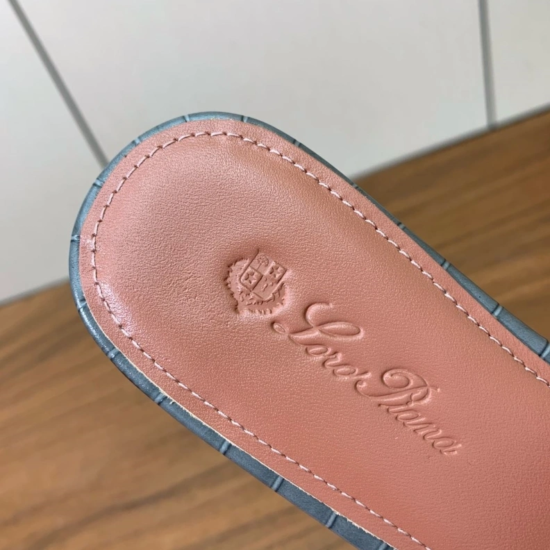 Classic Othxr Slippers 212824