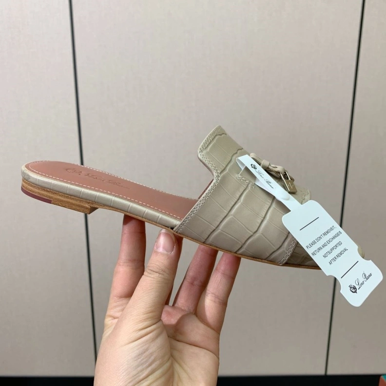 Compact Othxr Slippers 212820