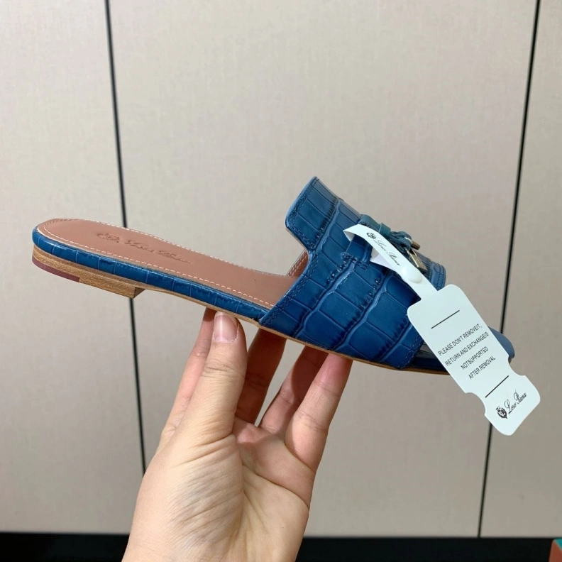 Functional Othxr Slippers 212821