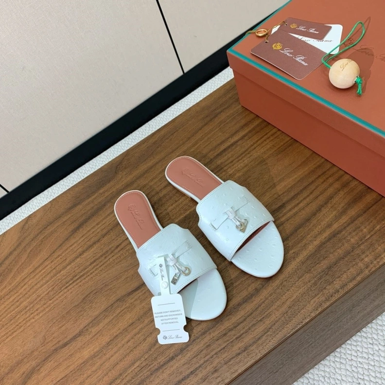 Trendsetting Othxr Slippers 212817