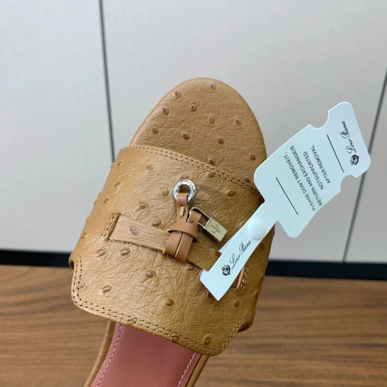 Versatile Othxr Slippers 212811