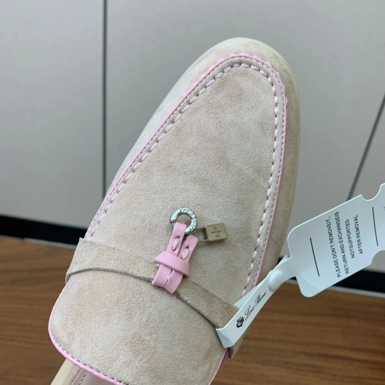 Durable Othxr Slippers 212796