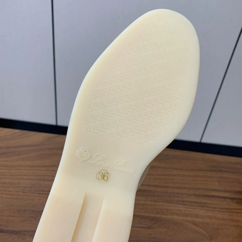 Durable Othxr Slippers 212796