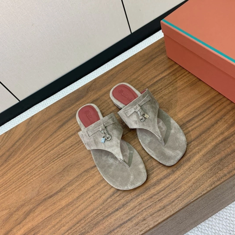 Othxr Slippers EyeCatching 212790
