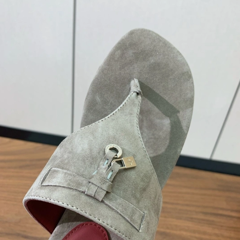Othxr Slippers EyeCatching 212790