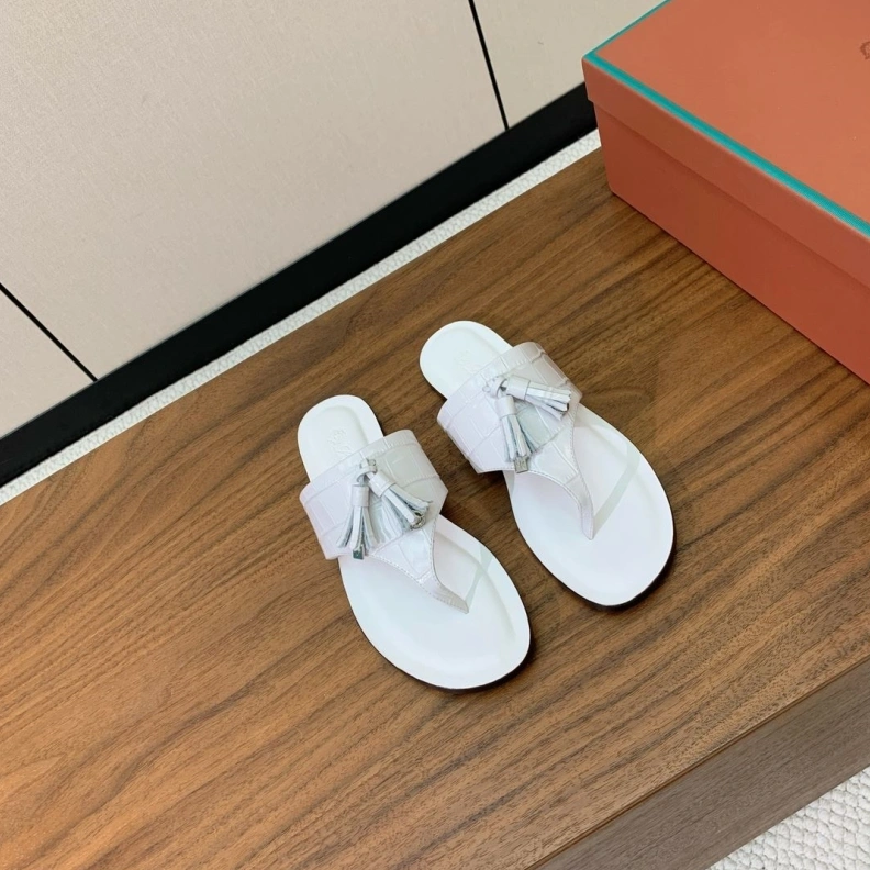 Fashionable Othxr Slippers 212792
