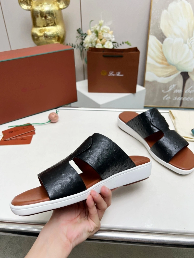 Cozy Othxr Slippers 212775