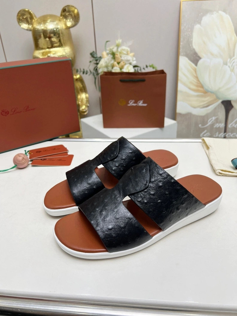 Cozy Othxr Slippers 212775