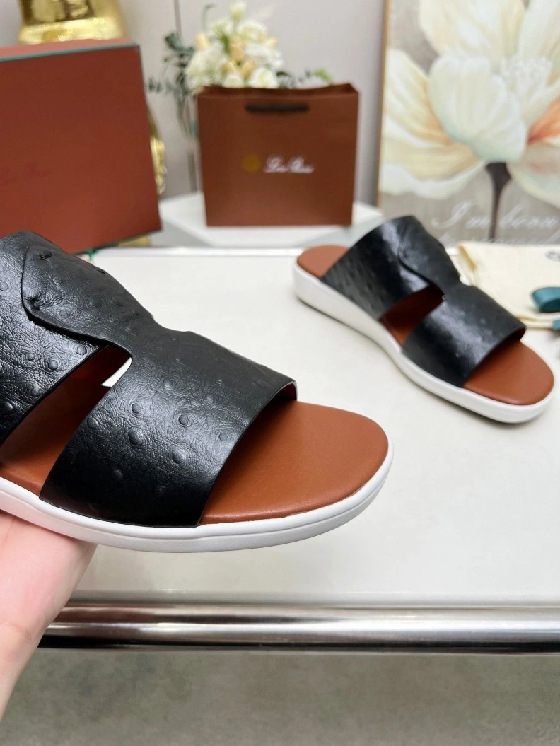 Cozy Othxr Slippers 212775