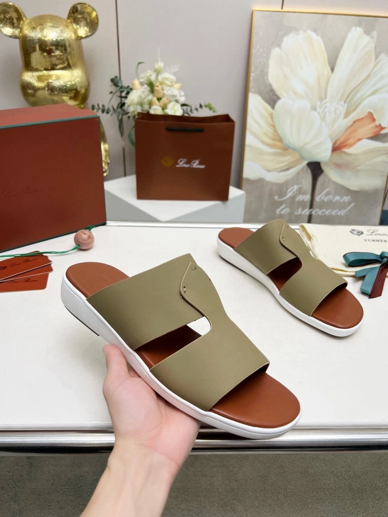 Durable Othxr Slippers 212774
