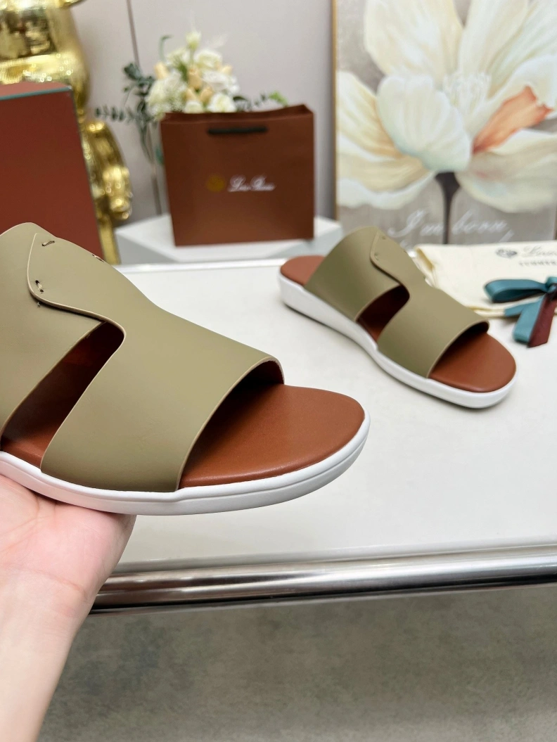Durable Othxr Slippers 212774