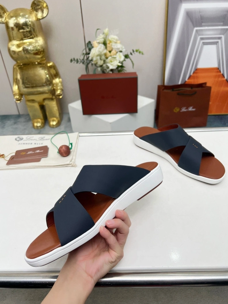 HighQuality Othxr Slippers 212771