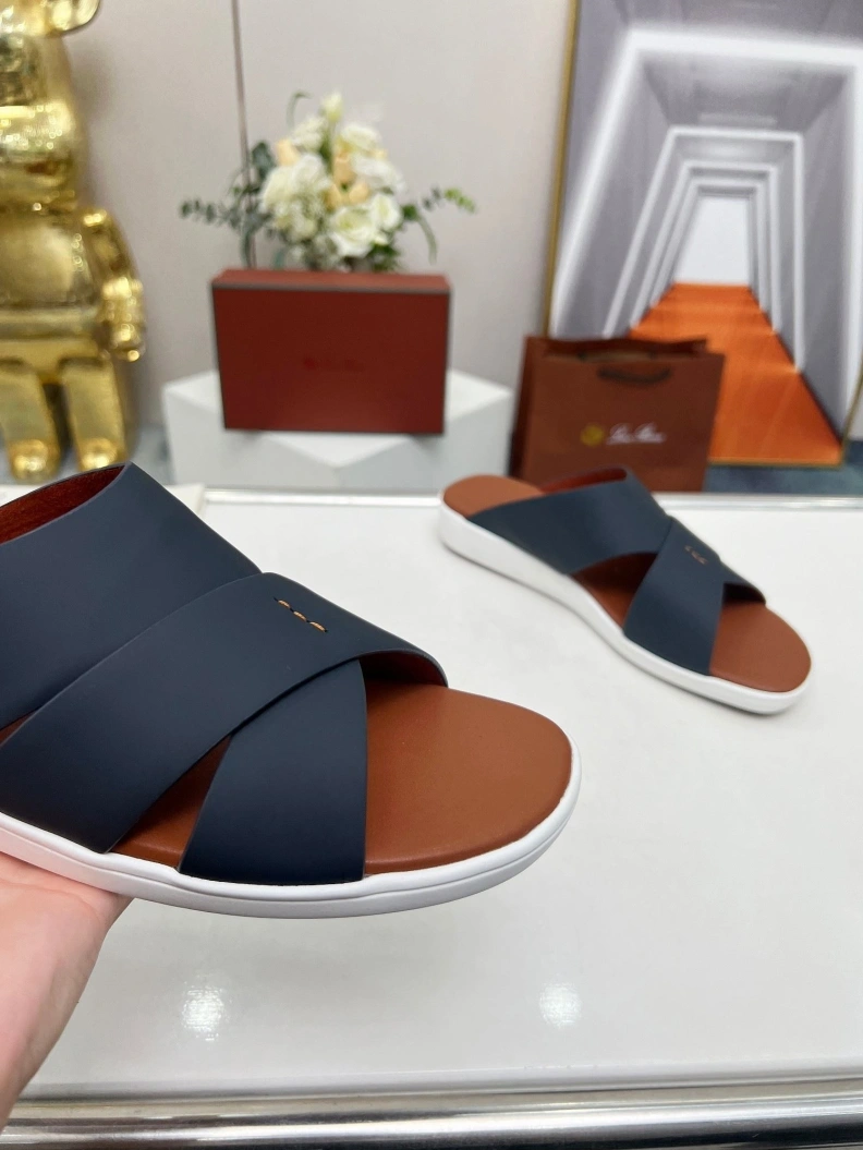 HighQuality Othxr Slippers 212771