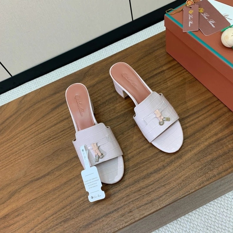 Comfortable Othxr Slippers 212762