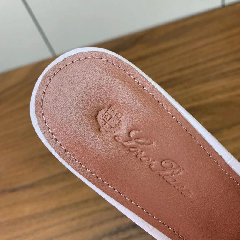 Comfortable Othxr Slippers 212762