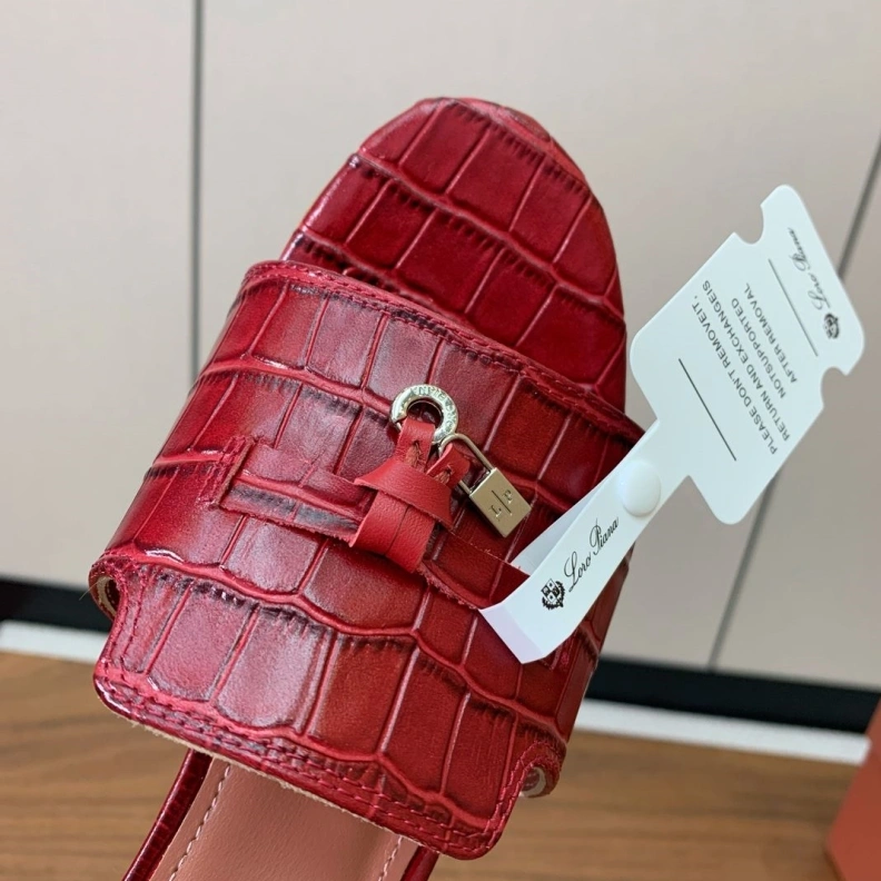 Elegant Othxr Slippers 212763